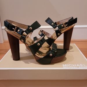 Michael Kors Dawn Platform Heels Black and Gold Size 8